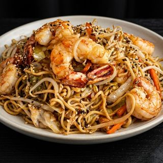 Teriyaki Ramen Salteado De Gambón Salvaje, Brotes De Soja Y Verduras