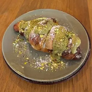 Croissant De Pistacho