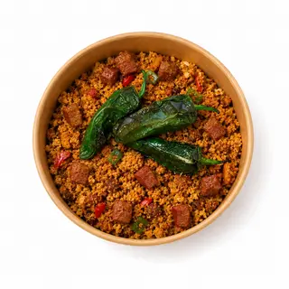Migas con chorizo y pimientos del padrón