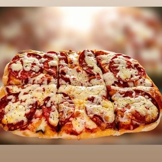 Pinsa La Clásica De Salami