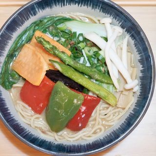 R14 Veggie miso ramen