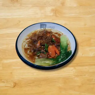 Sopa de Tallarines con Ternera Estofada