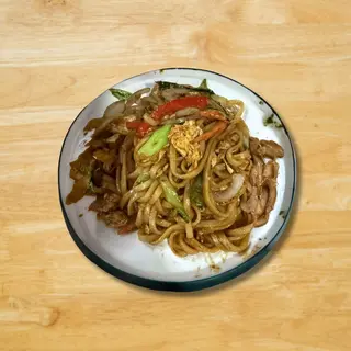Tallarines Salteados con Verduras