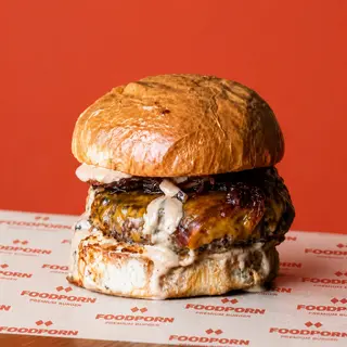 Casanova Burger
