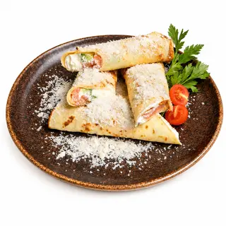Crepes con aguacate y salmón