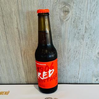 1906 red vintage
