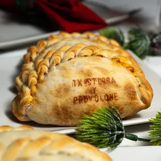 Combo 2 Empanadas + 1 Bebida