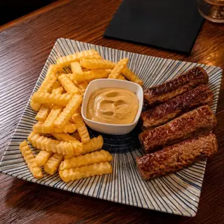 Mici Con Patatas Fritas