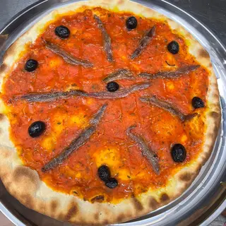 Pizza De Anchoas