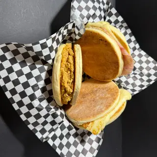 Arepa Andina (Jamón y queso)
