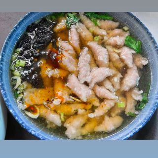 Albóndigas de cerdo (ración).