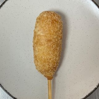 Corndog salchiqueso.