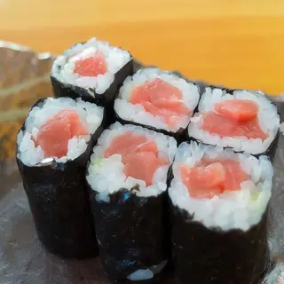 53. Maki de atún