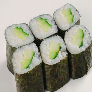 57. Maki de pepino