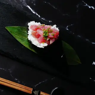 Makis & Temakis