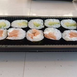 Maki Xxl Aguacate Y Salmón Con Queso (14 Uds.)