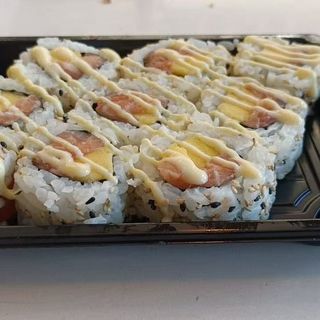 Salmón Roll (9 Uds.)