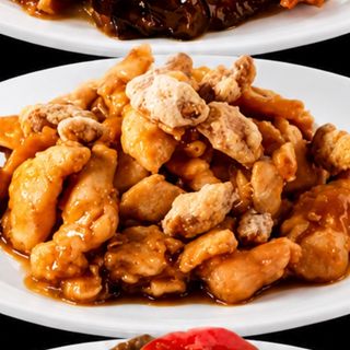 Pollo con almendras