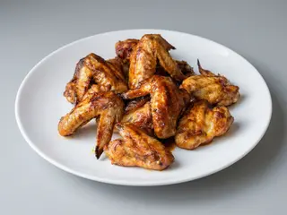 Menú Alitas De Pollo (6 Uds.)