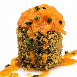Futomaki De Salmón Hot (8 Pzs.)