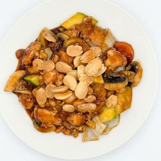 Pollo Con Almendras