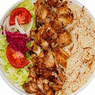 Plato kebab arroz