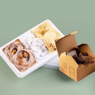 Tarrina de helado M (400gr) + 8 Scacchi amaretto