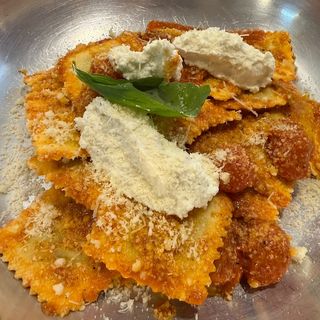 Ravioli Caprese