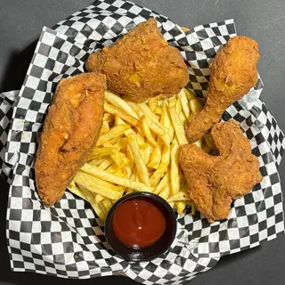 4 Piezas De Pollo Broaster Con Patatas