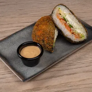 Hamburguesa de Sushi Frita con Salmón Ahumado