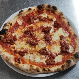 Pizza Bologna