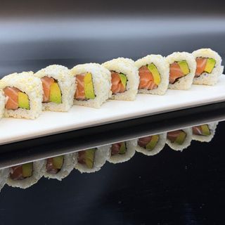 Maki Salmón Clásico (8 Pzs.)