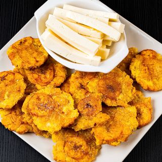 Patacones Con Queso