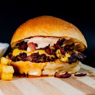 SPICY CHEESEBURGER