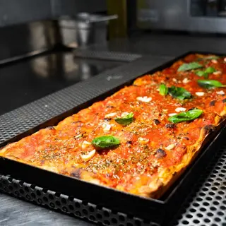 Pizza in Teglia Marinara 20x60cm (2-3PAX)