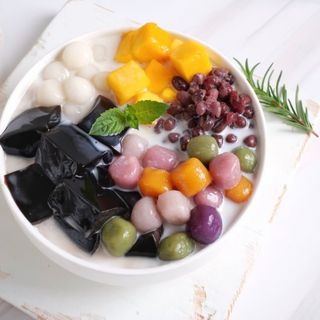 Jalea de hierbas con toppings surtidos