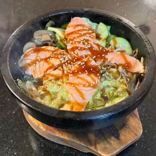 Bibimbap Con Salmón