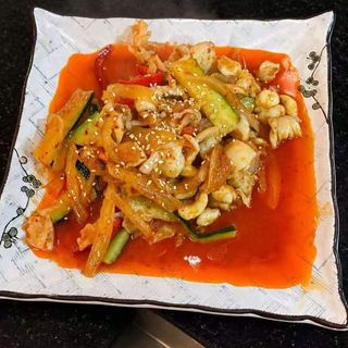 Sepia Con Salsa Picante