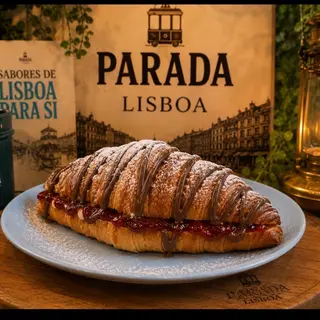 Croissant chocolate + fresa