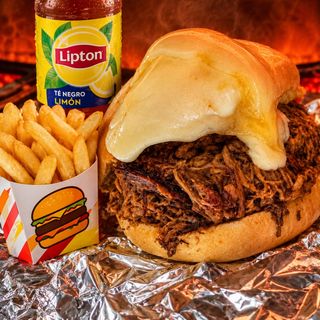 Bofetada+bebida+patatas fritas