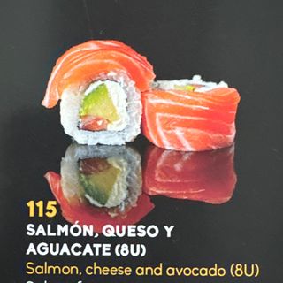 115Uramaki De Salmón Con Queso Y Aguacate (8 Uds.)