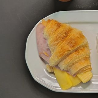 Croissant mixto