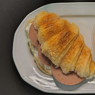 Croissant cremoso