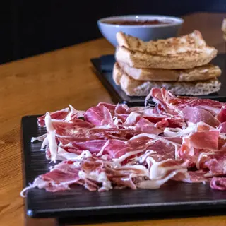 Tabla De Jamón Ibérico