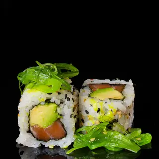 WAKAME AGUACATE SALMON