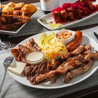 Carne Asada Mixta