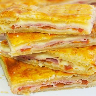 Napolitana Jamón York y Queso