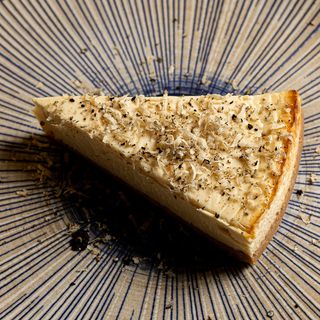 Tarta De Queso Payoyo Con Trufa Fresca Rallada