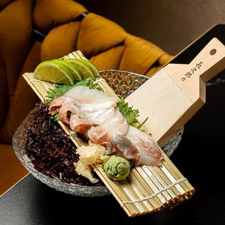Sashimi Hamachi De Pez Limón 80 G. A 90 G.