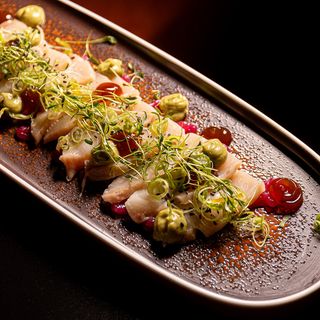 Tiradito De Pez Limón Estilo Nikkei